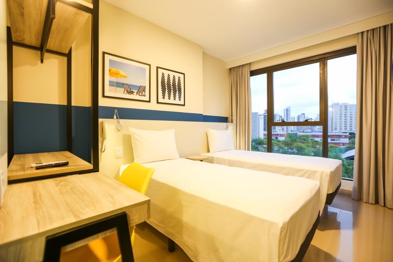 Quarto Twin Standard